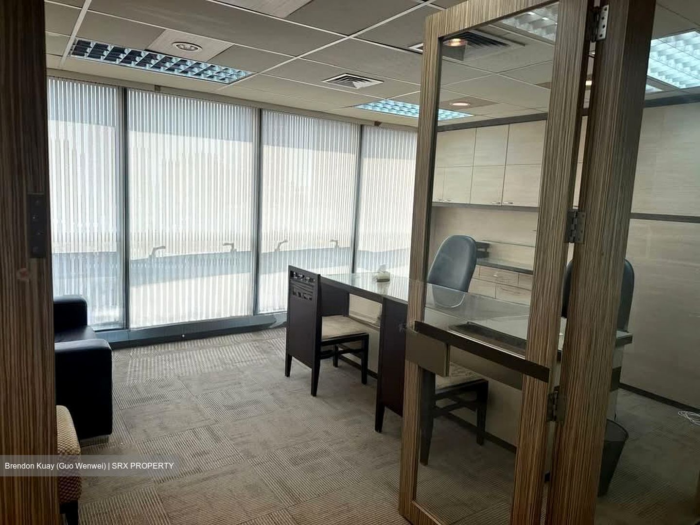 High Street Centre (D6), Office #602974301